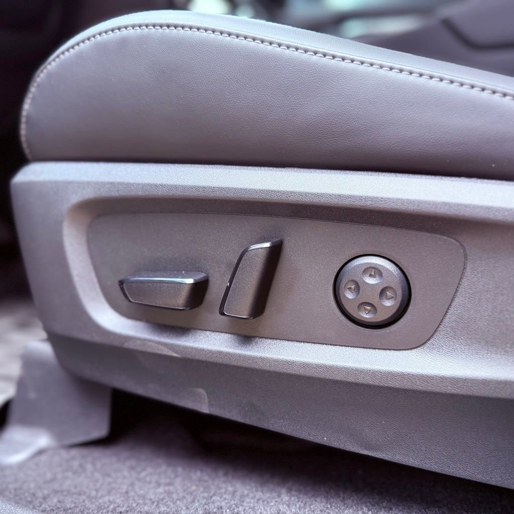 New 2026 INFINITI QX60 Sport image 24