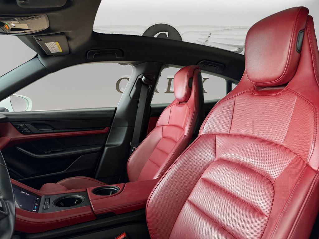 Used 2020 Porsche Taycan 4S image 9