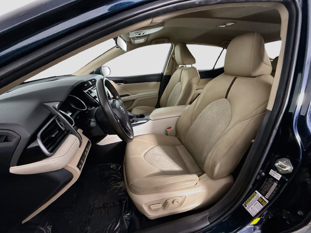 Used 2019 Toyota Camry LE FWD image 20