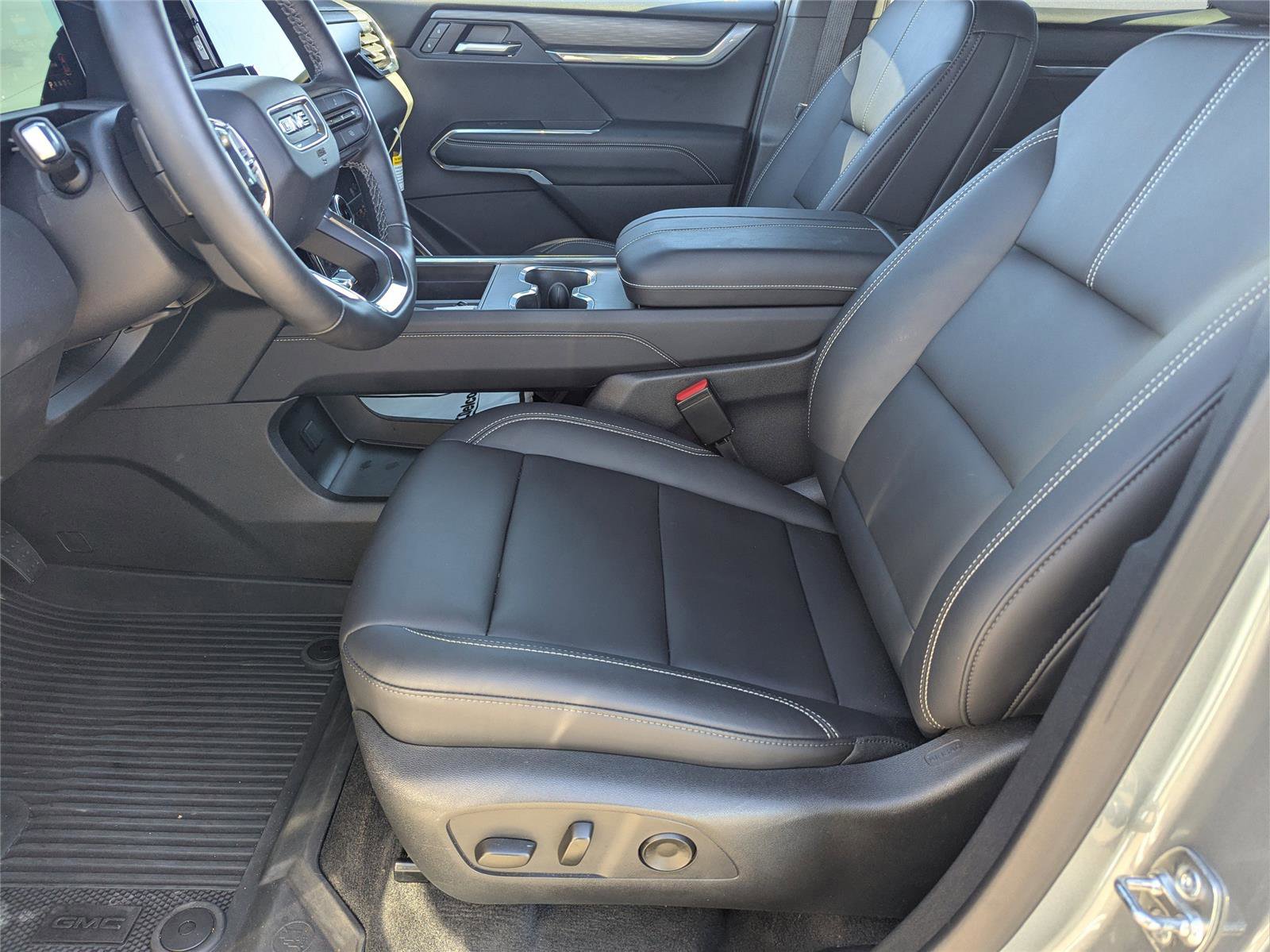 New 2025 GMC Acadia Elevation w/ Elevation Premium Package FWD image 21