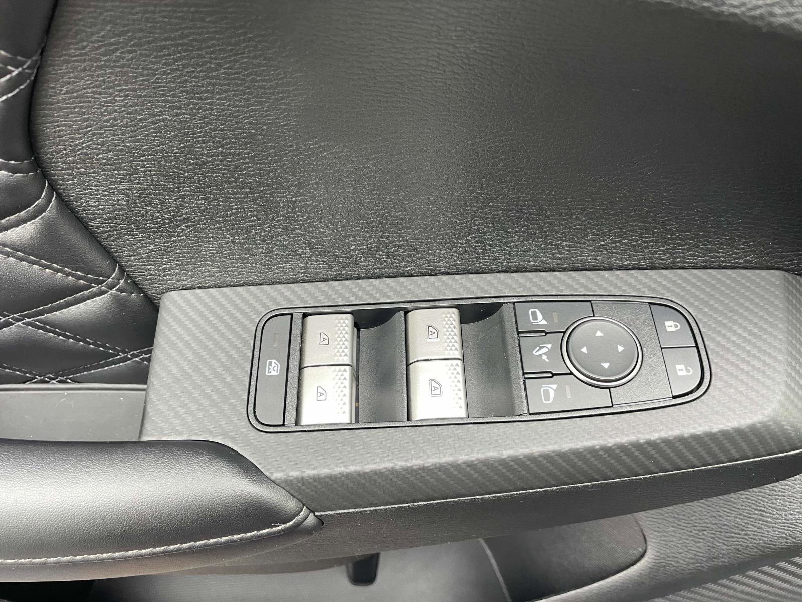 Used 2022 Mitsubishi Outlander SEL image 17