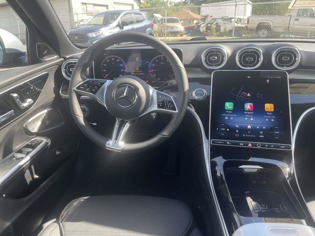 New 2026 Mercedes-Benz C 300 4MATIC Sedan image 2