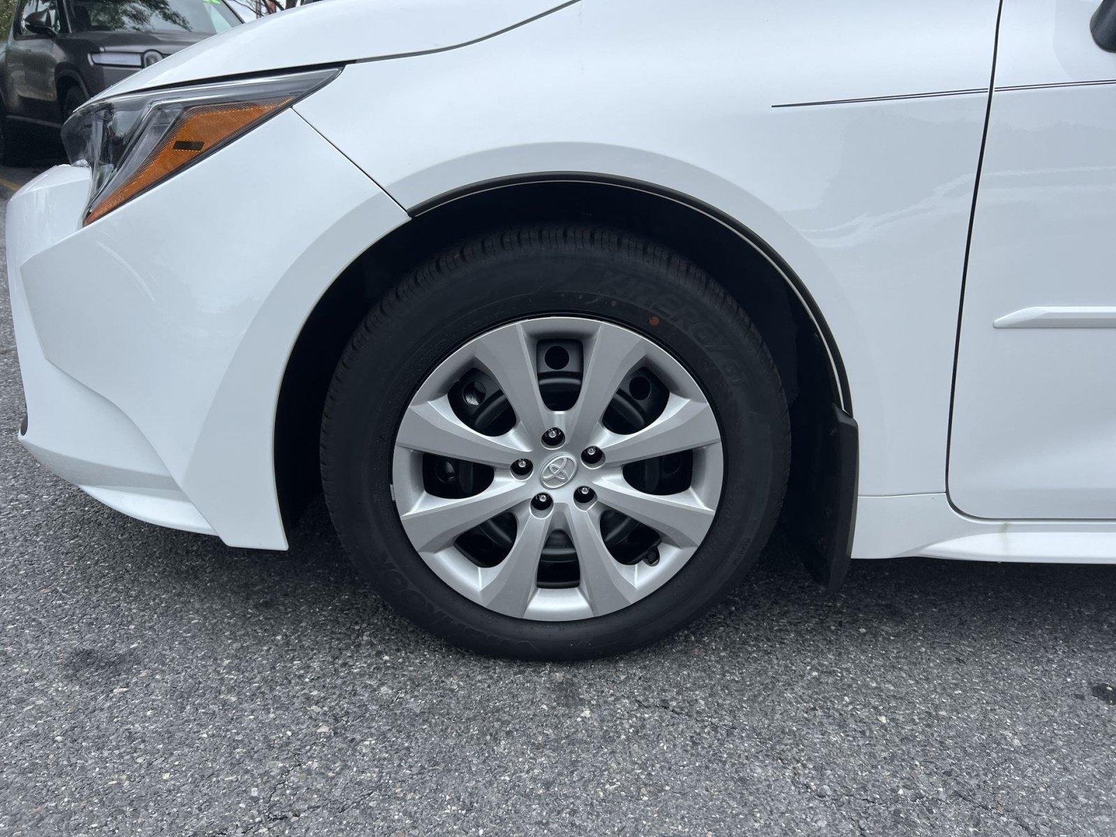 New 2026 Toyota Corolla LE FWD image 12