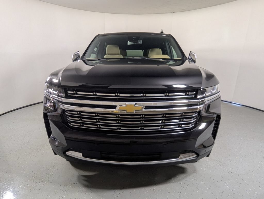 Used 2024 Chevrolet Tahoe Premier AWD/4WD image 2