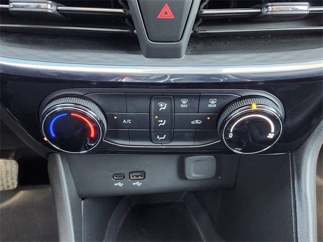 Used 2024 Buick Encore GX Sport Touring image 20