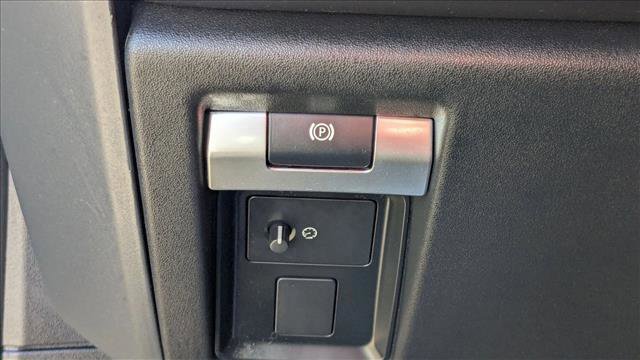 Used 2021 Land Rover Defender 90 X image 18