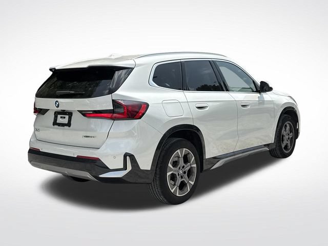 Used 2025 BMW X1 xDrive28i AWD/4WD image 6