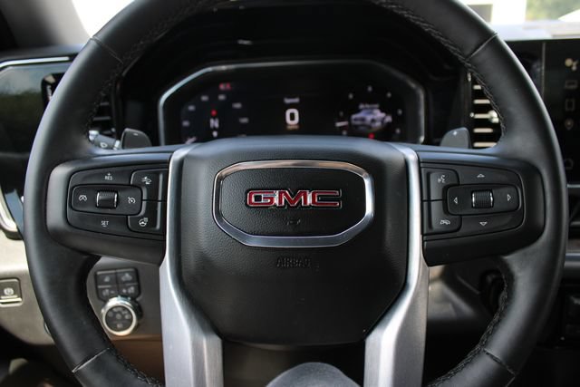 Used 2024 GMC Sierra 1500 SLT w/ SLT Premium Plus Package AWD/4WD image 10