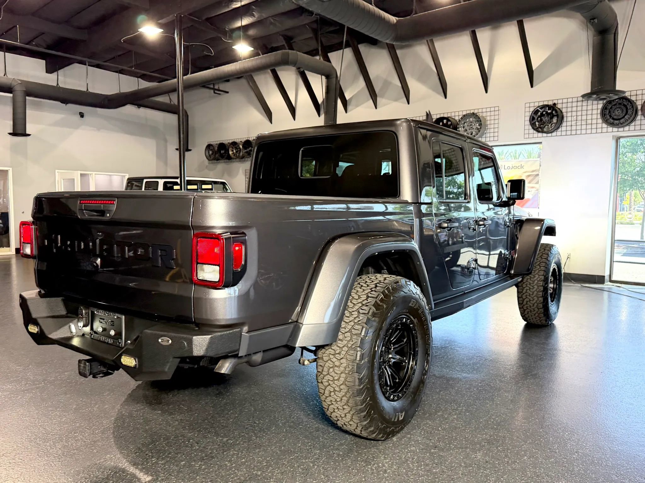 Used 2021 Jeep Gladiator Rubicon AWD/4WD image 33