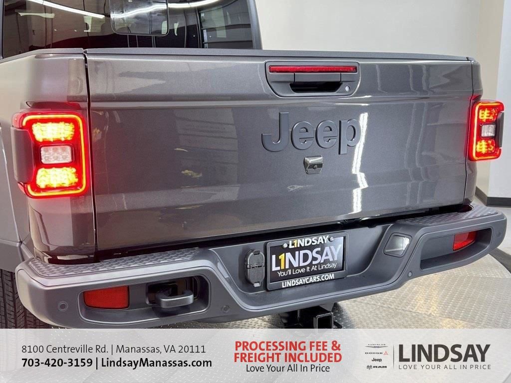 New 2026 Jeep Gladiator Sport AWD/4WD image 6
