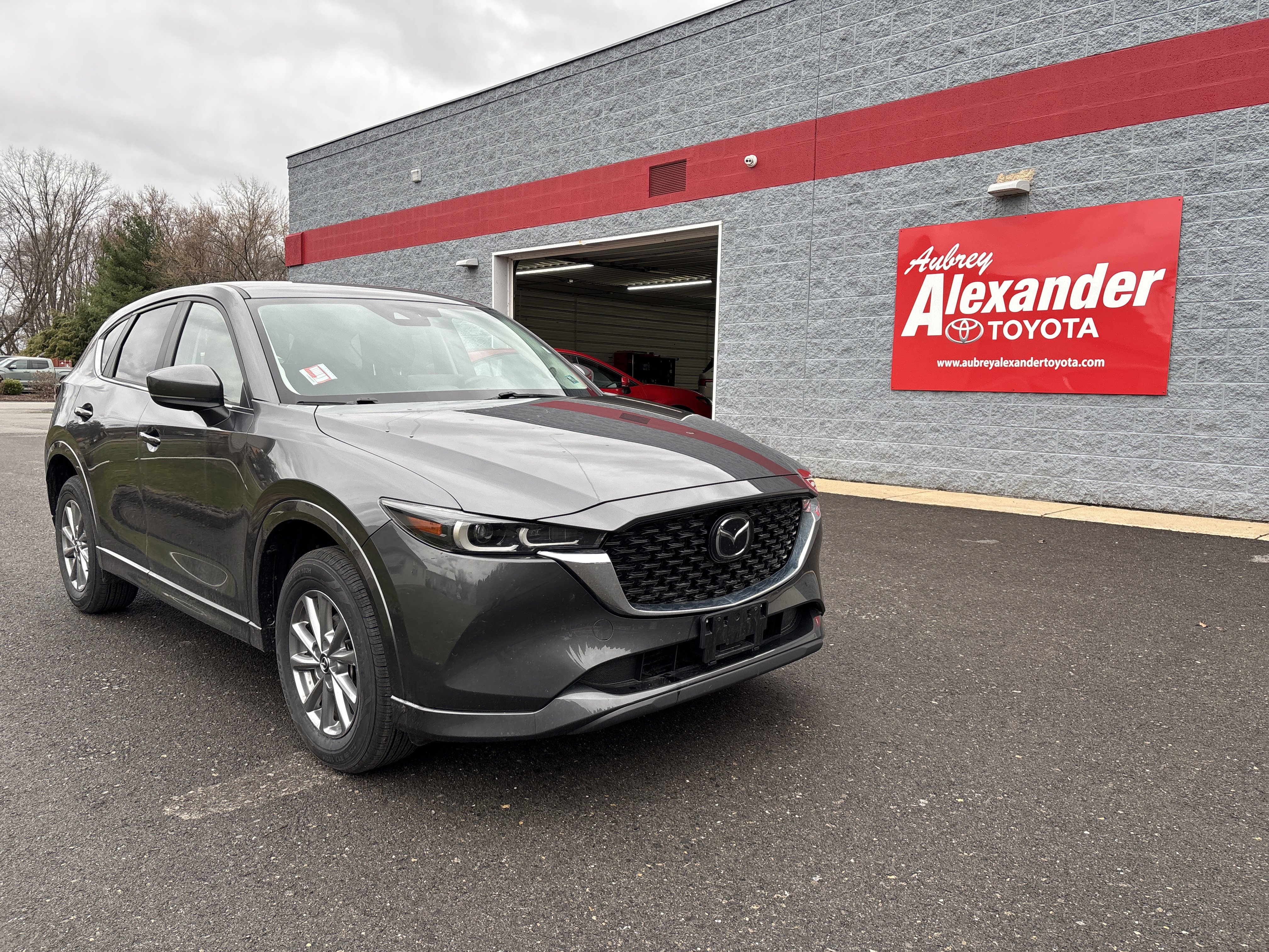 Used 2024 MAZDA CX-5 AWD 2.5 S w/ Select Package image 1