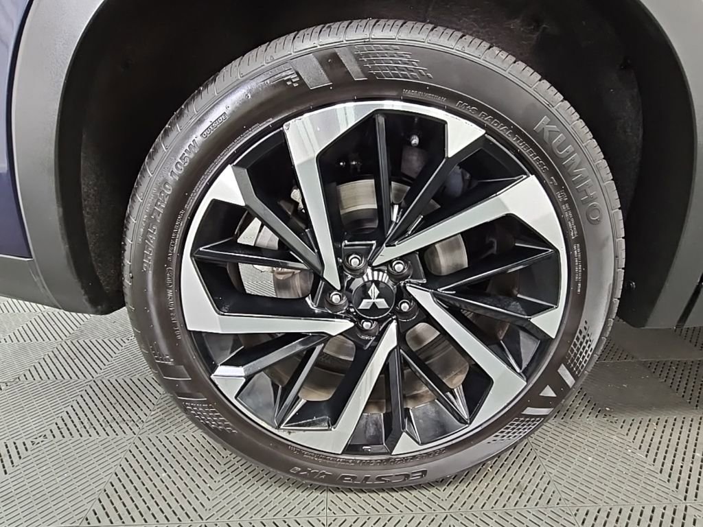 Used 2024 Mitsubishi Outlander SE image 50