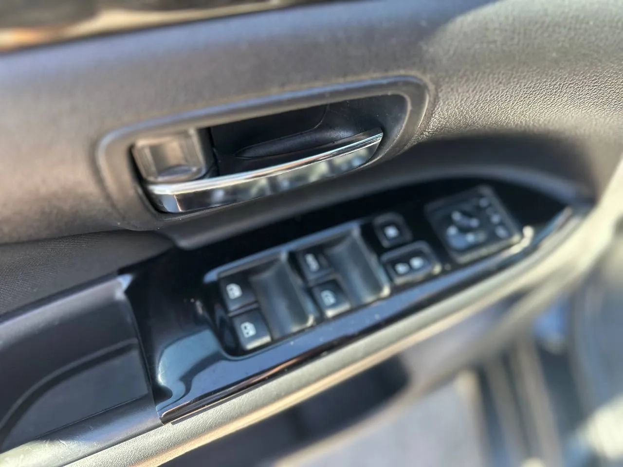 Used 2018 Mitsubishi Outlander LE image 46