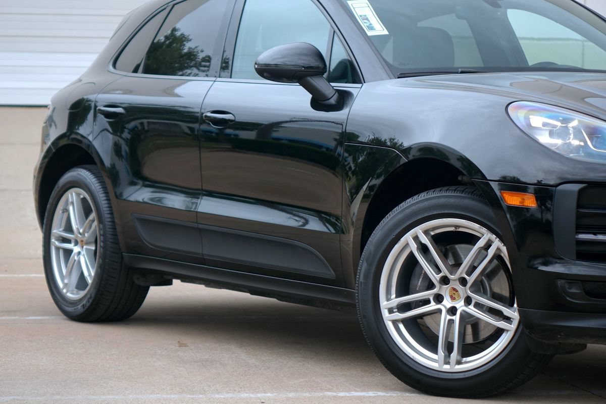 Used 2019 Porsche Macan AWD/4WD image 18