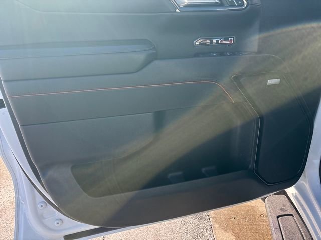 Used 2024 GMC Sierra 1500 AT4 w/ Technology Package image 10