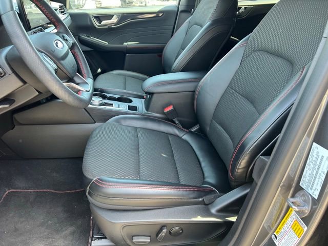 Used 2023 Ford Escape ST-Line w/ Tech Pack #1 AWD/4WD image 21
