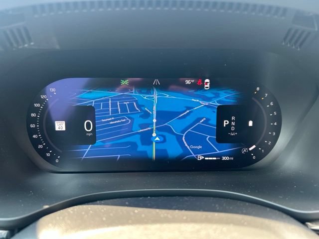 Certified 2024 Volvo XC60 B5 Plus AWD/4WD image 21