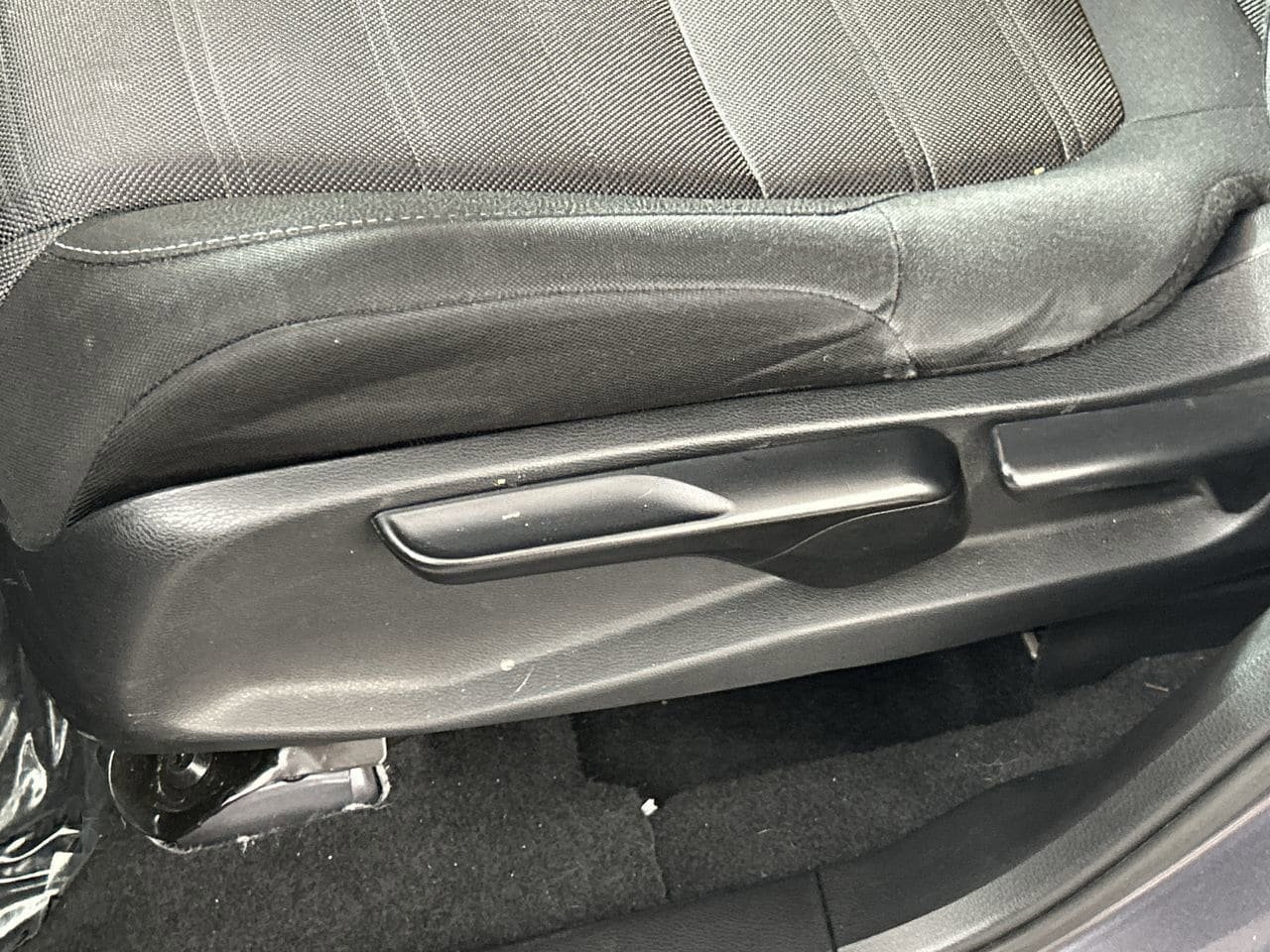 Used 2020 Honda CR-V LX image 18