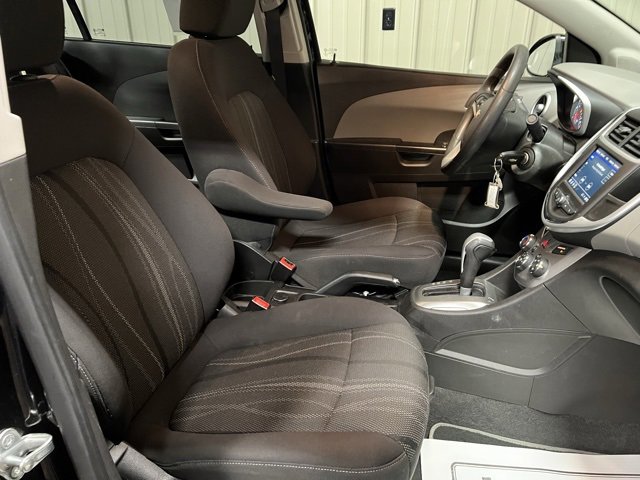 Used 2020 Chevrolet Sonic LT image 25