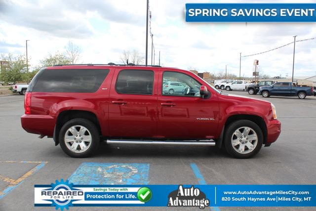 Used 2013 GMC Yukon XL SLT w/ SLT-2 Equipment Package AWD/4WD image 8
