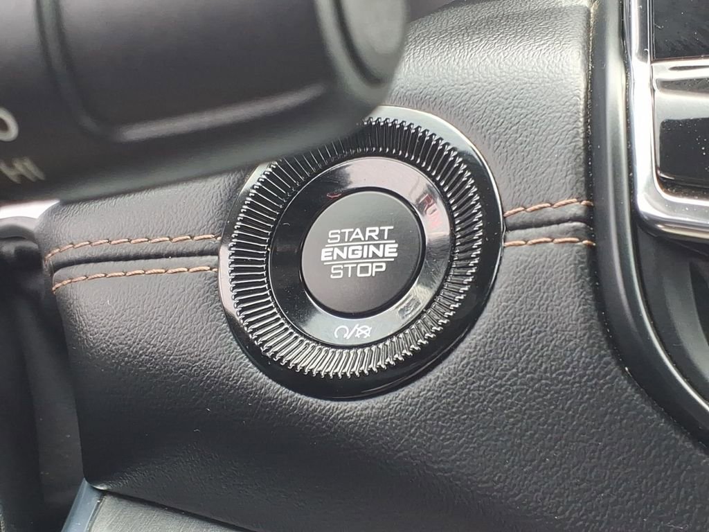 Used 2022 Jeep Compass Limited image 13