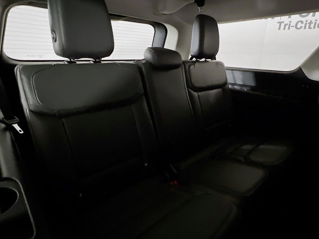 New 2026 Ford Expedition Max Active image 16