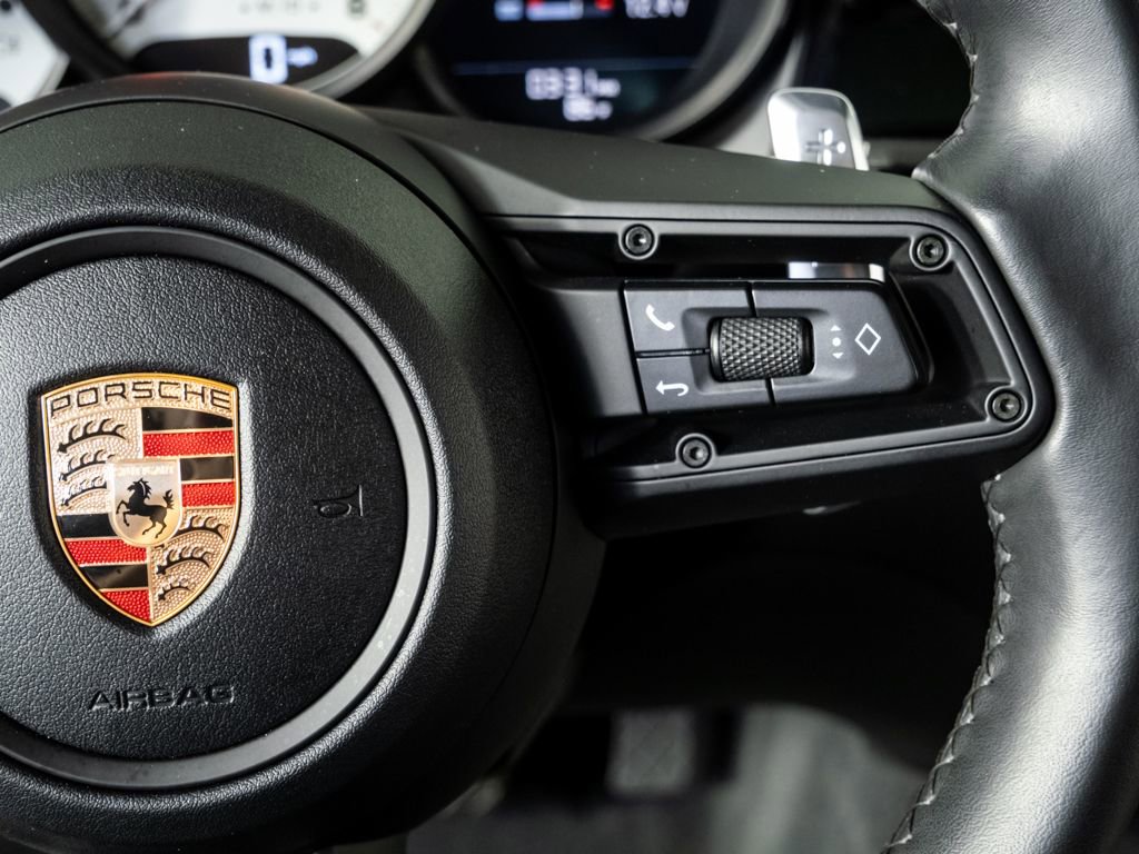 Certified 2024 Porsche Macan Turbo image 11