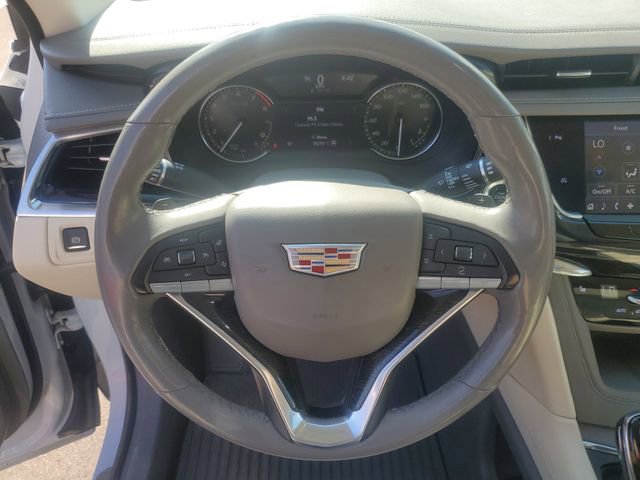 Used 2020 Cadillac XT6 Premium Luxury AWD/4WD image 15
