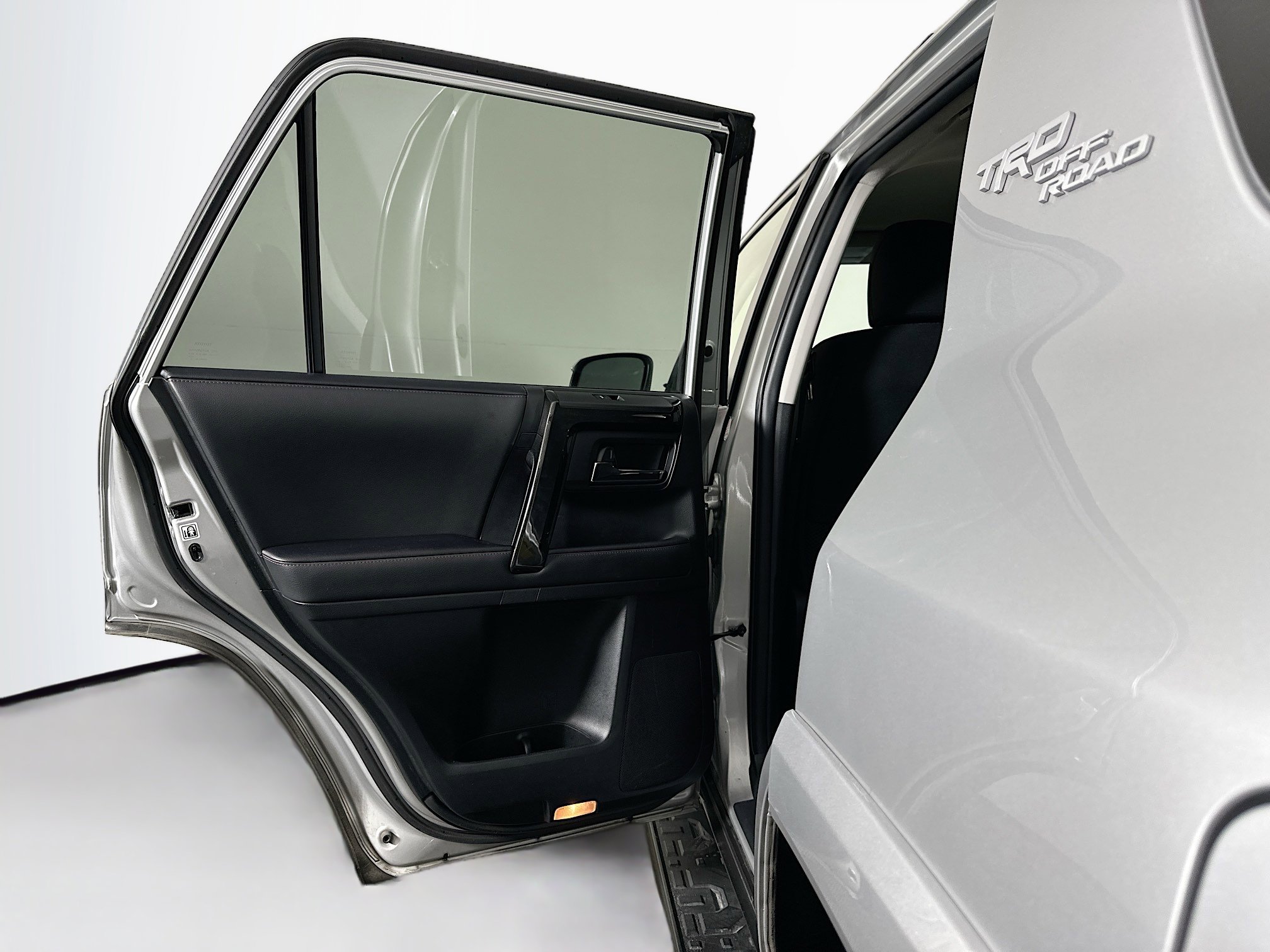 Used 2024 Toyota 4Runner TRD Off-Road image 25