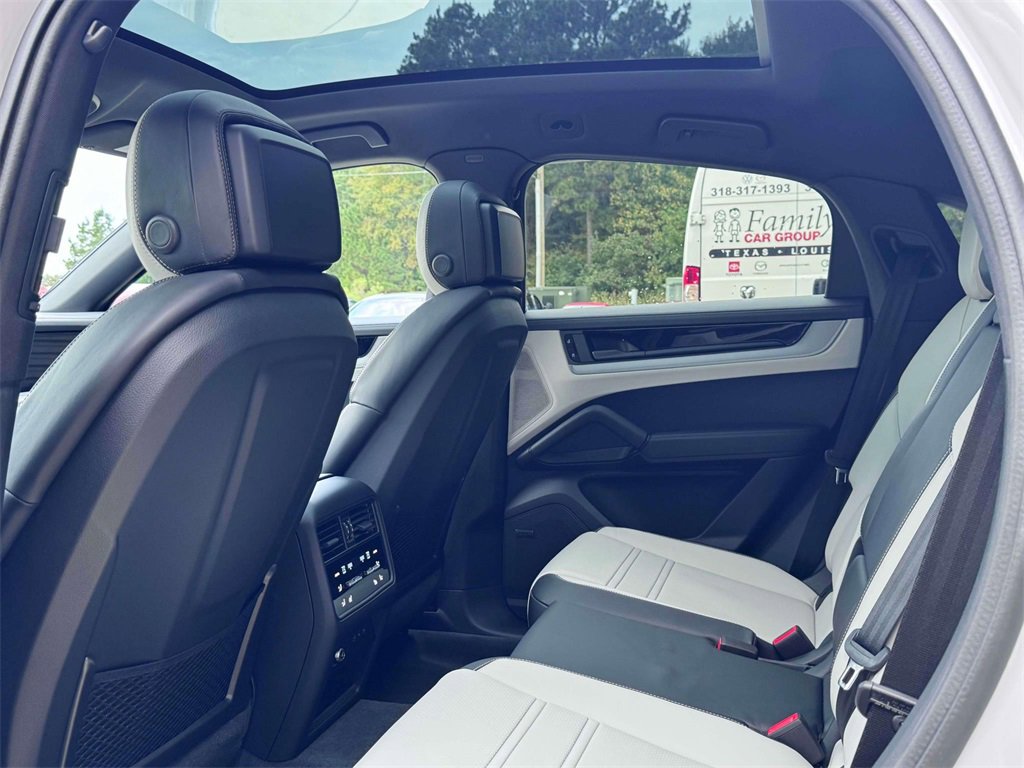 New 2026 Porsche Cayenne E-Hybrid Coupe image 26