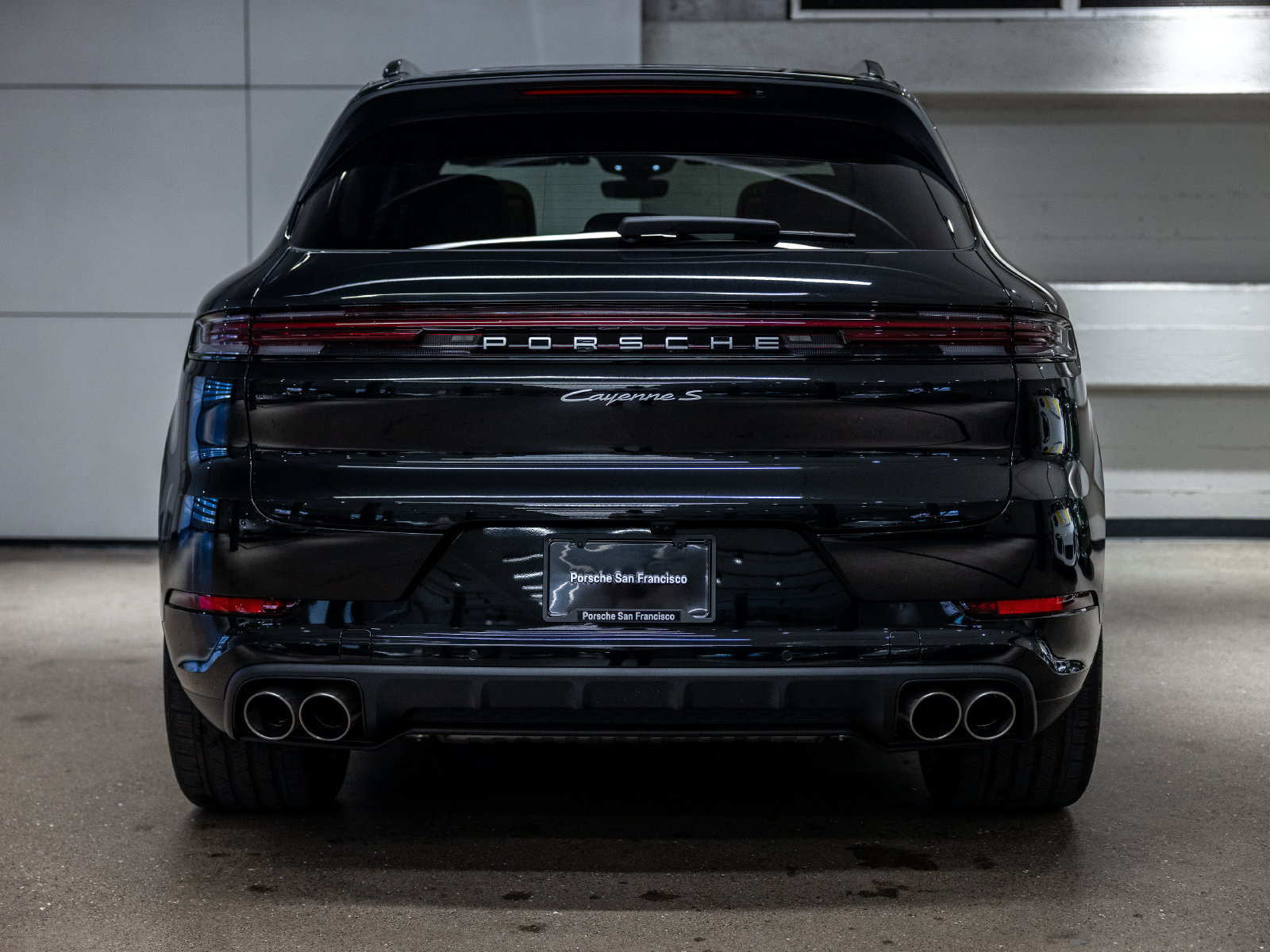 Certified 2025 Porsche Cayenne S w/ Premium Package Plus AWD/4WD image 7
