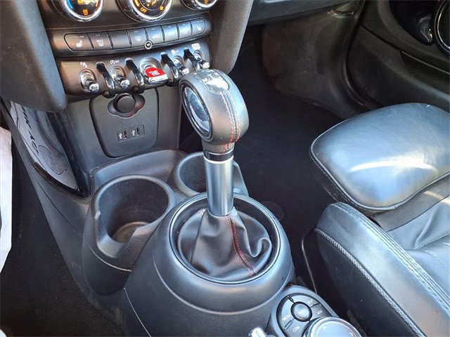 Used 2019 MINI Cooper S w/ Signature Upholstery Package image 8