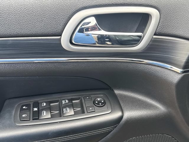 Used 2020 Jeep Grand Cherokee Limited RWD image 27