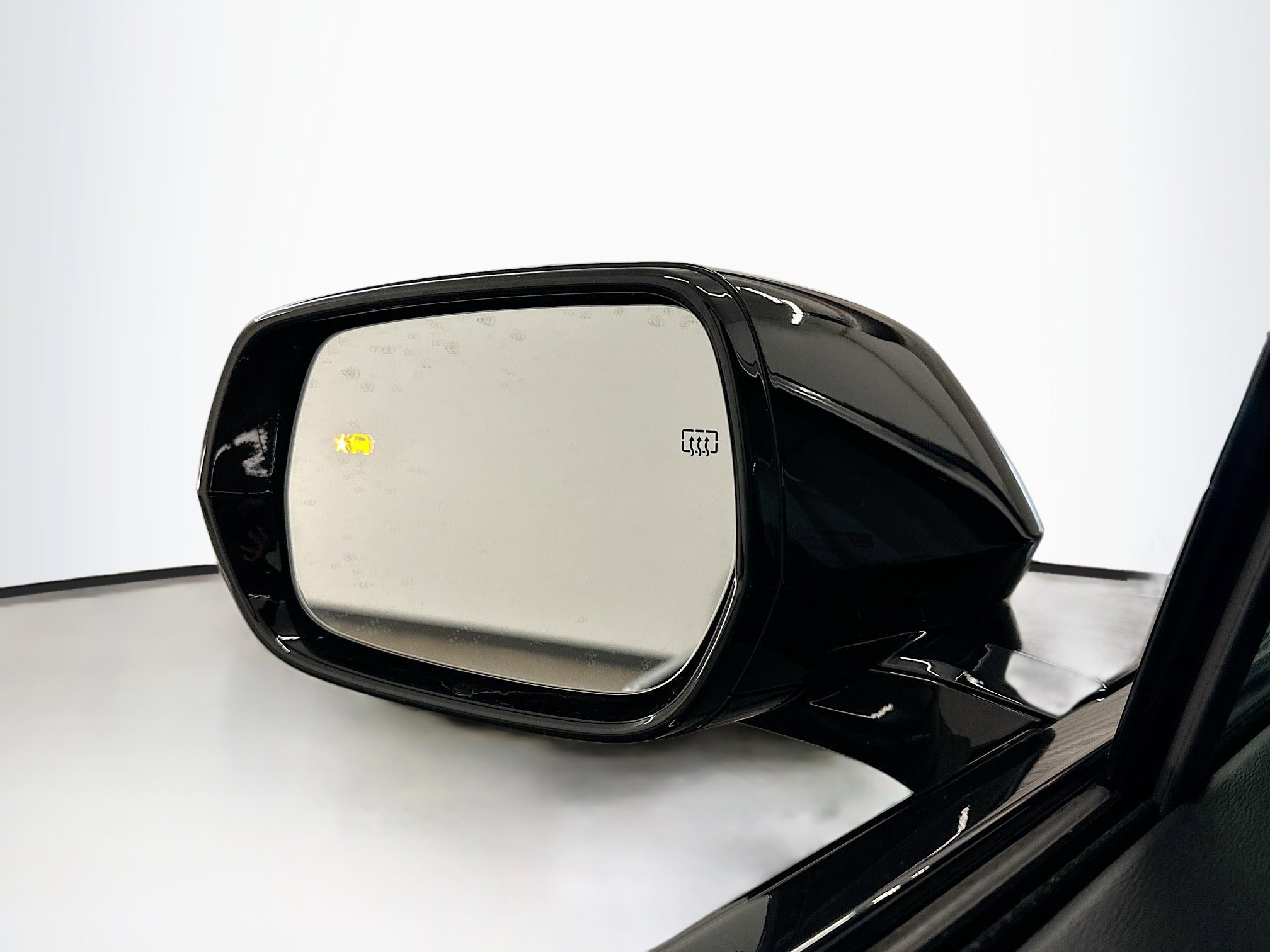 Used 2024 Cadillac Lyriq Tech AWD/4WD image 16