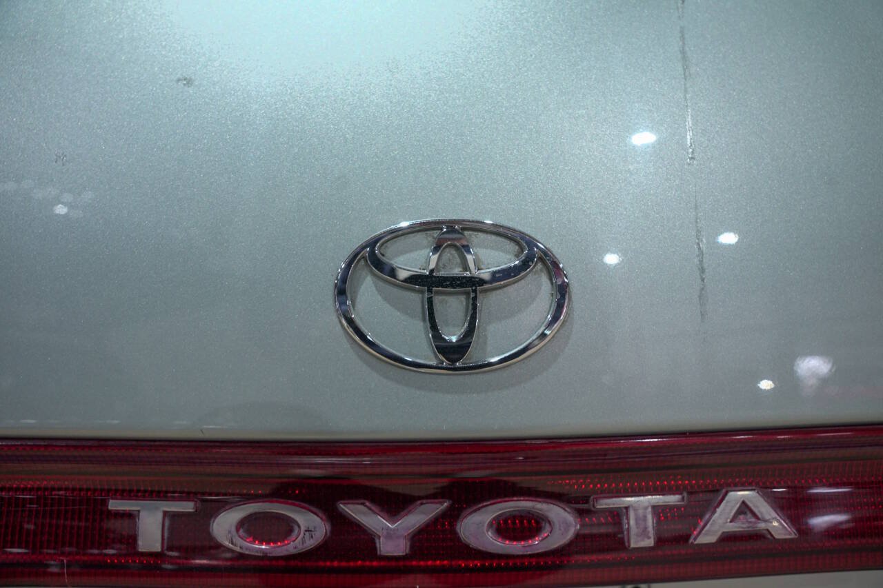 Used 1992 Toyota Previa LE RWD image 24