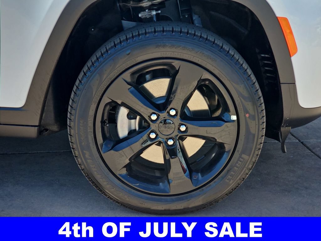 New 2026 Jeep Grand Cherokee L Limited w/ Limited Altitude Package AWD/4WD image 41