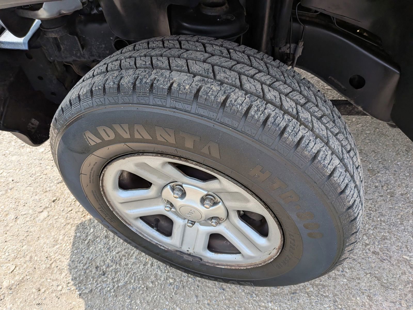 Used 2016 Jeep Wrangler Sport w/ Connectivity Group image 10