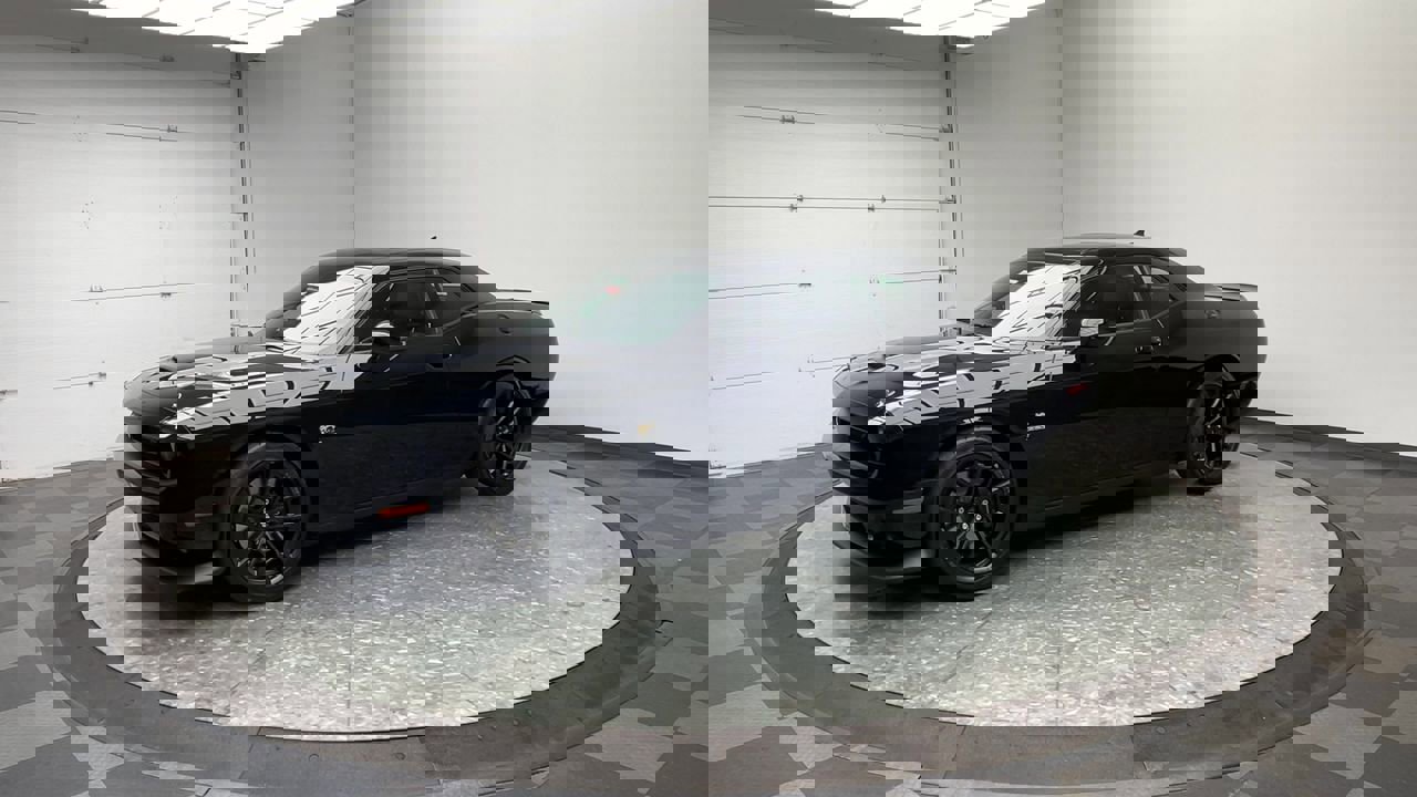 Used 2023 Dodge Challenger R/T Scat Pack w/ 1320 Plus Group image 32