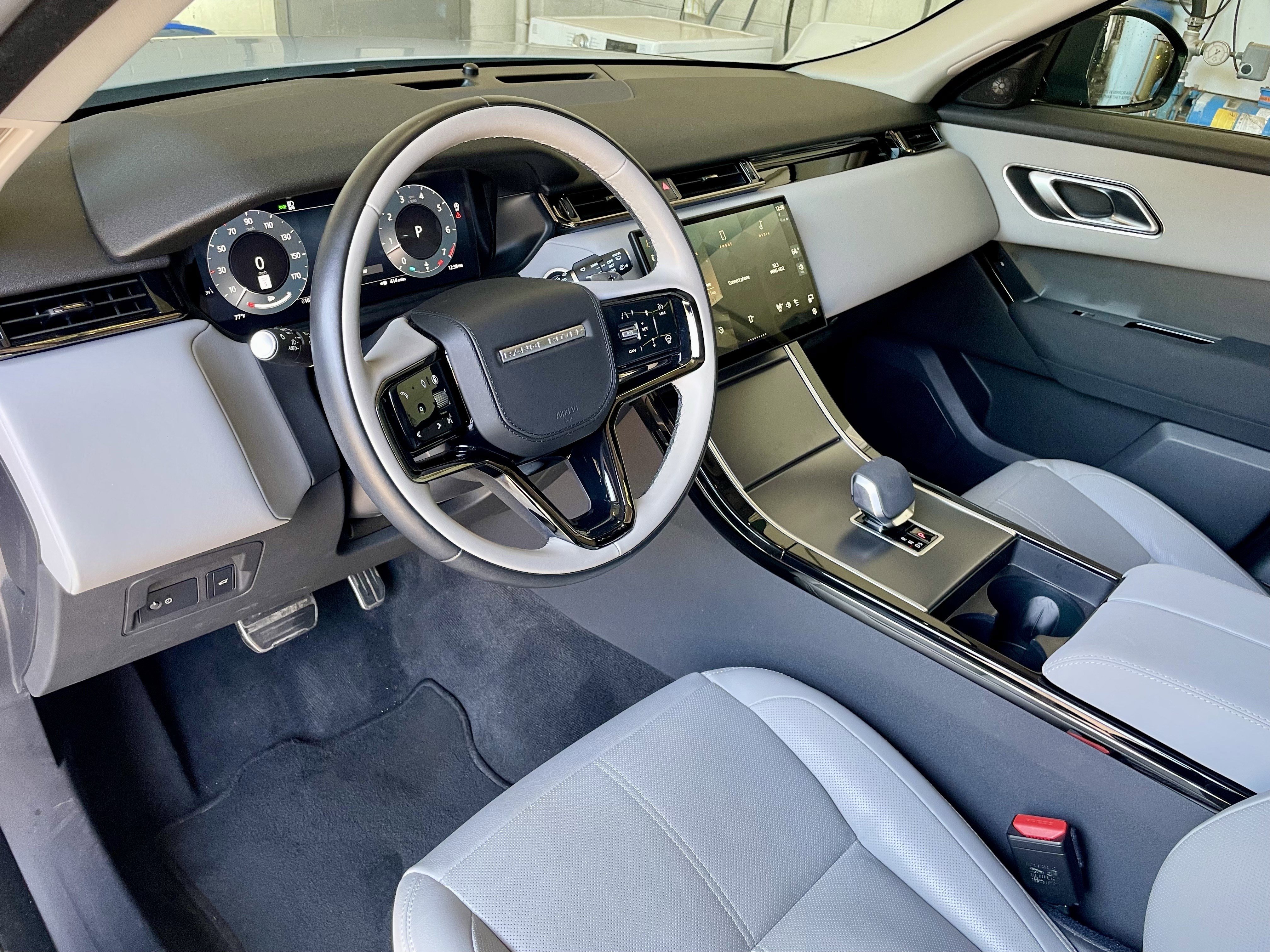 Certified 2025 Land Rover Range Rover Velar Dynamic SE AWD/4WD image 13