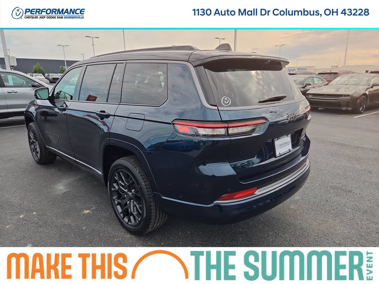 New 2026 Jeep Grand Cherokee L Summit w/ Obsidian Package AWD/4WD image 5