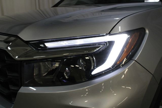 Used 2023 Honda Passport EX-L image 36