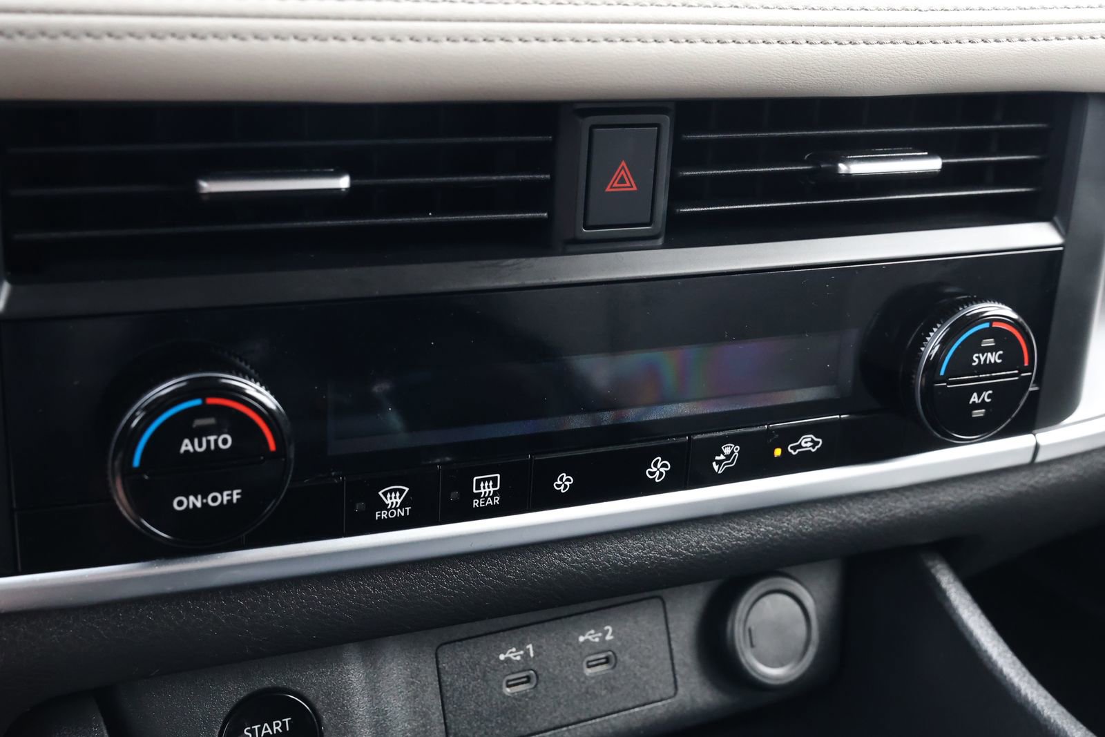 Used 2024 Nissan Rogue SV image 21