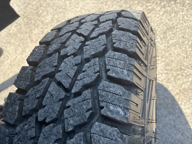 Used 2012 RAM 3500 ST w/ Chrome Appearance Group image 17