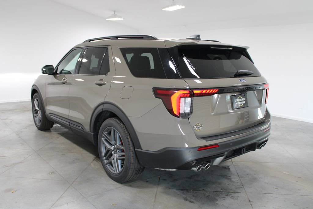 New 2026 Ford Explorer ST image 6