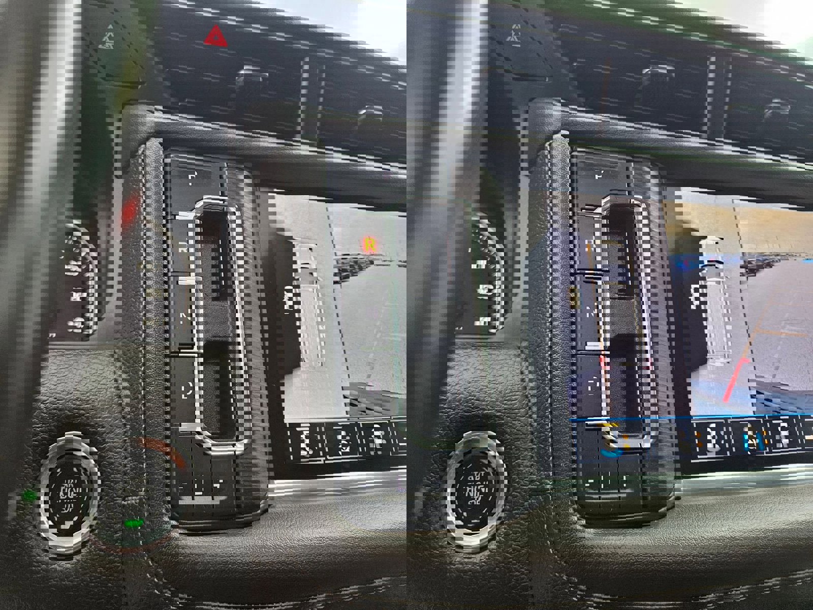 Used 2021 GMC Yukon Denali w/ Denali Premium Package image 20