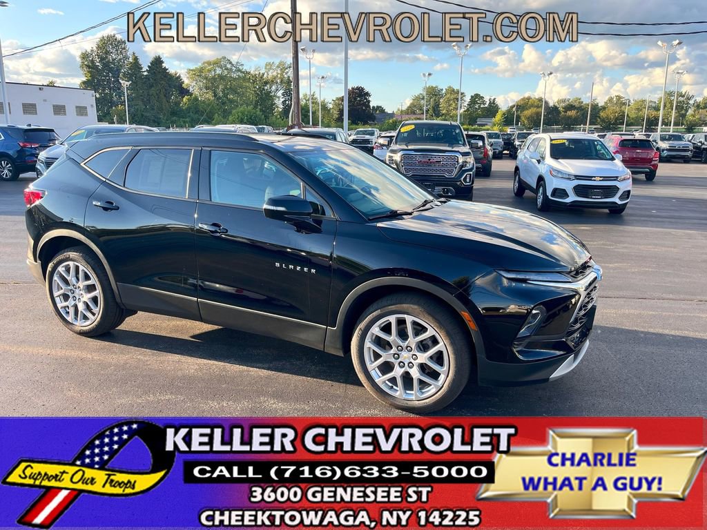 Certified 2023 Chevrolet Blazer LT AWD/4WD image 1