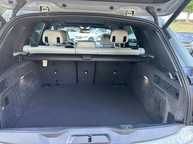 Used 2025 BMW X5 xDrive40i w/ M Sport Package AWD/4WD image 14