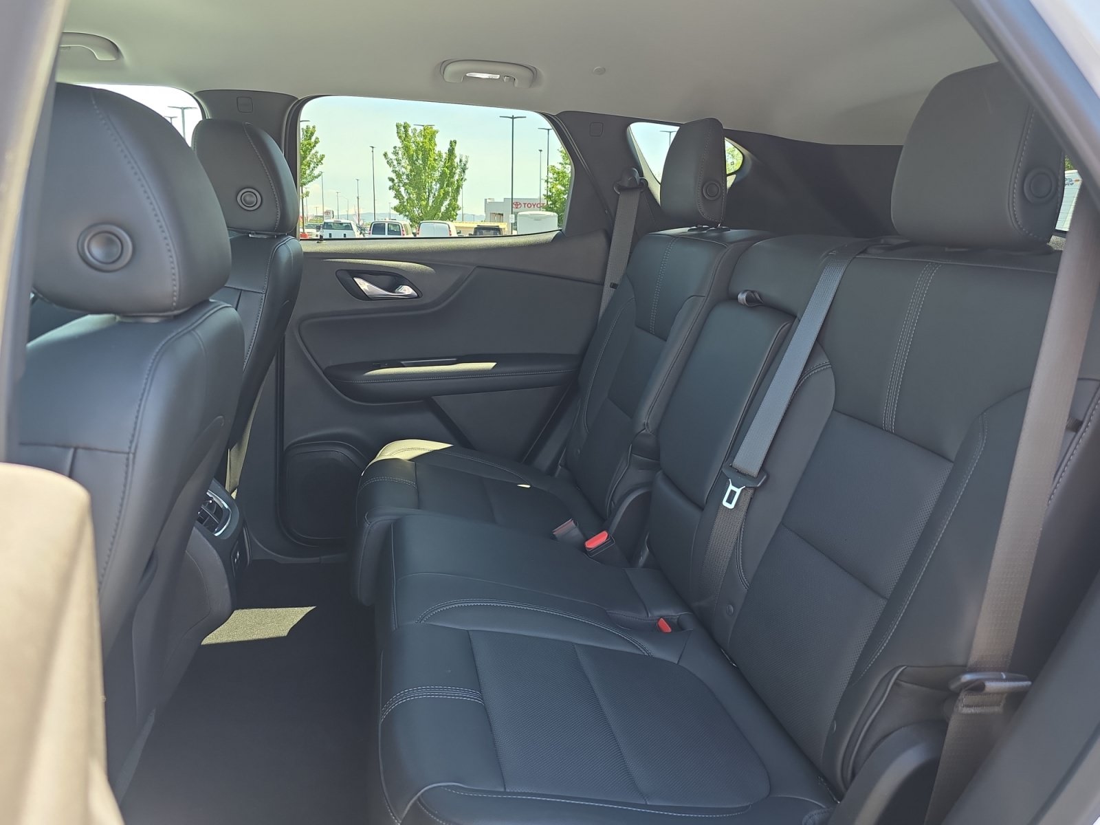 Used 2020 Chevrolet Blazer LT AWD/4WD image 16