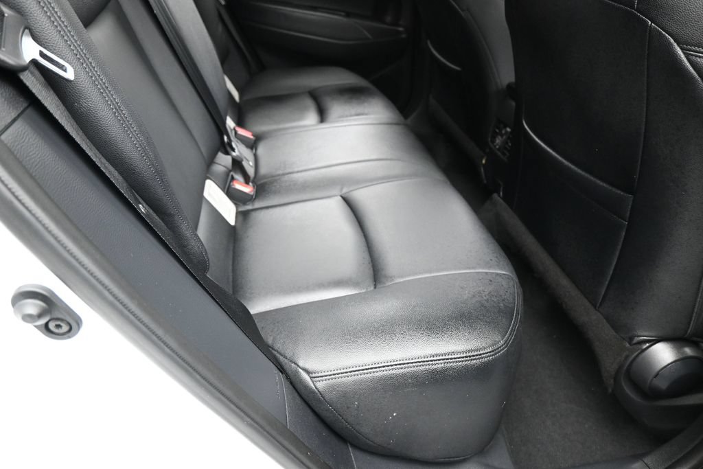 Used 2025 Toyota Corolla Cross LE FWD image 37