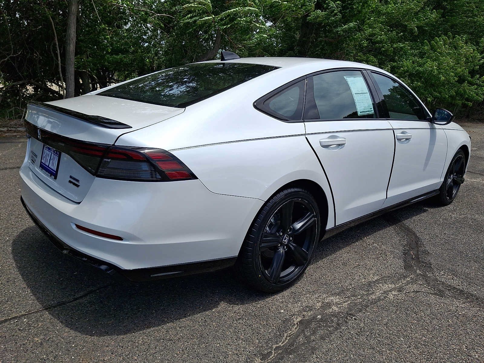 Used 2023 Honda Accord Sport image 6
